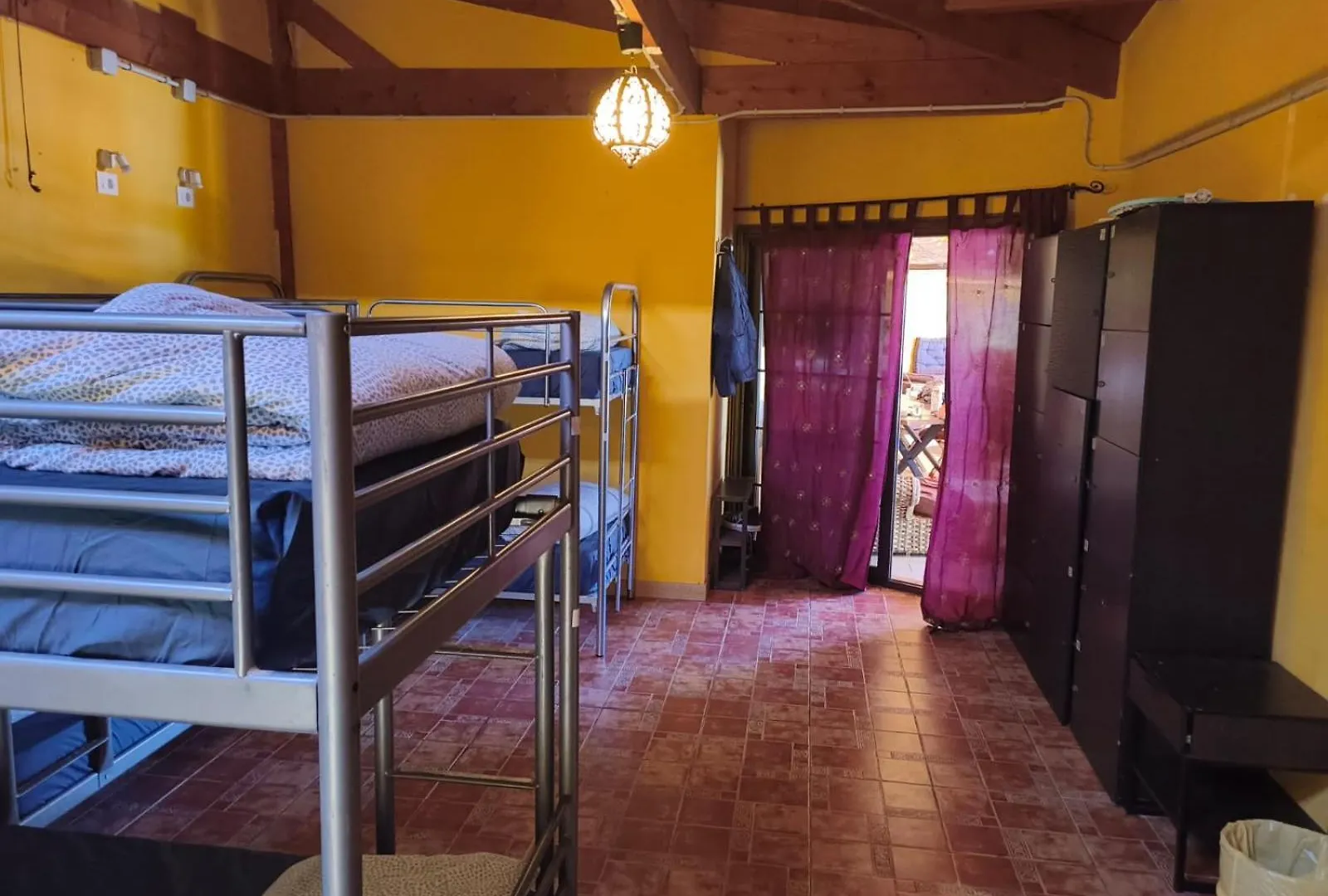 Los Amigos Nest Hostel La Mareta Španělsko