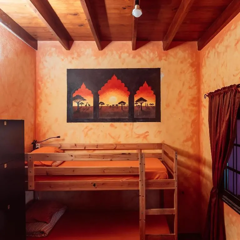 Los Amigos Nest Hostel La Mareta Espanha